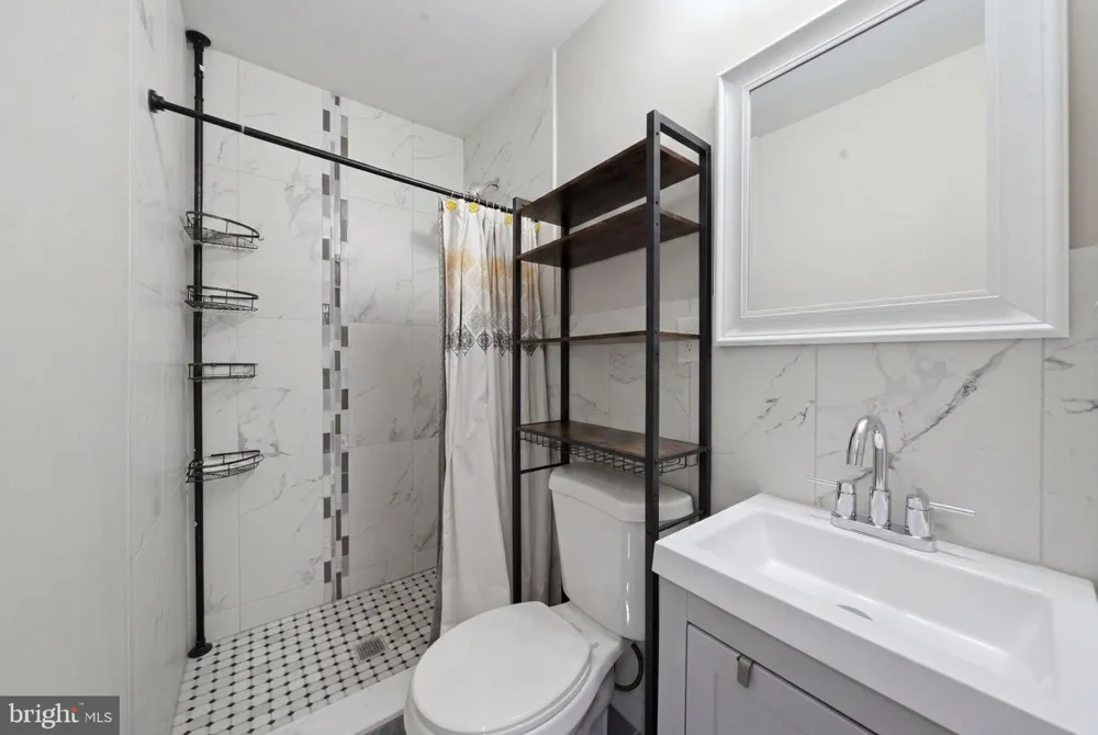 6114 ROSS STREET Philadelphia, PA 19144