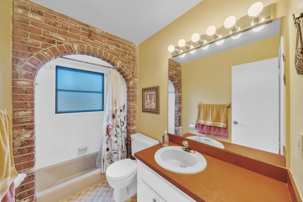 1222 Essex Drive Wellington, FL 33414