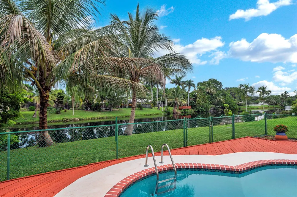 1222 Essex Drive Wellington, FL 33414