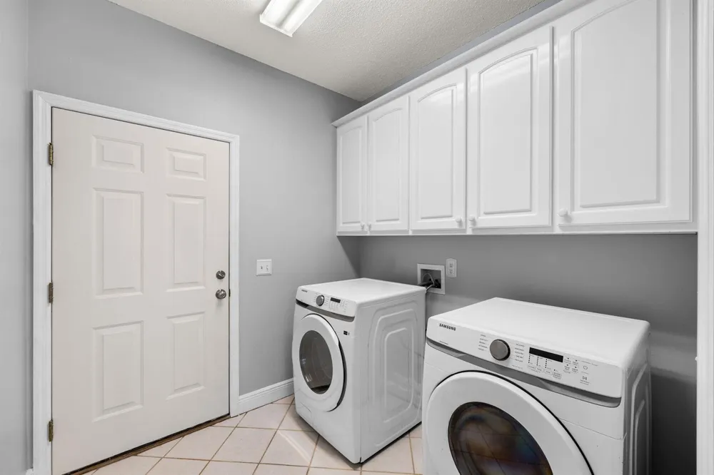 4601 MAGNOLIA BEACH ROAD Panama City, FL 32408