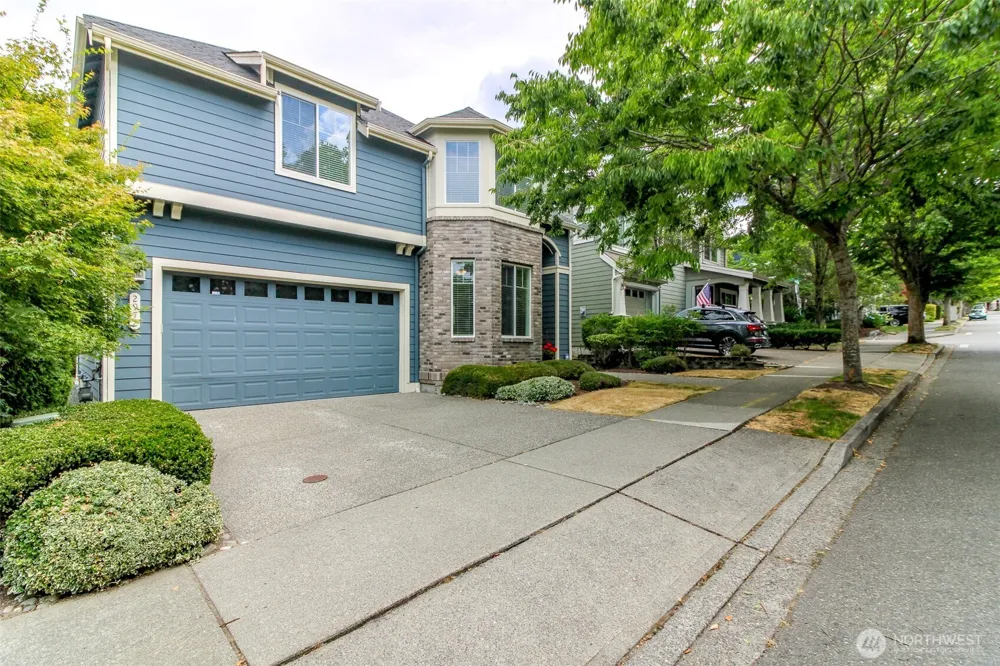 2972 NE Marquette Way Issaquah, WA 98029