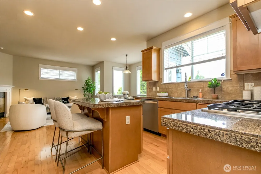 2972 NE Marquette Way Issaquah, WA 98029