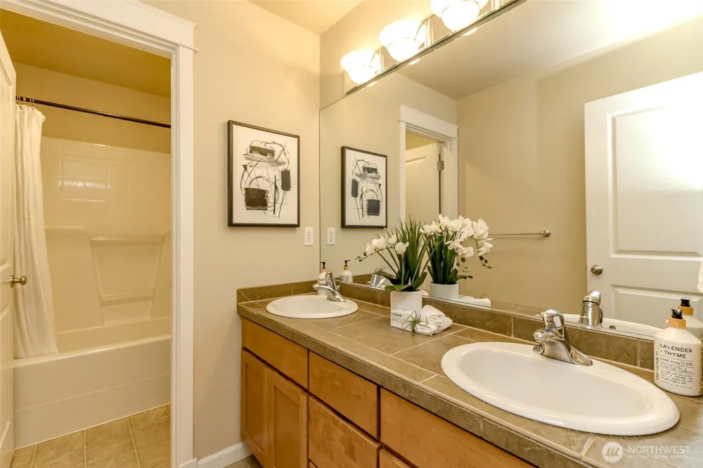 2972 NE Marquette Way Issaquah, WA 98029