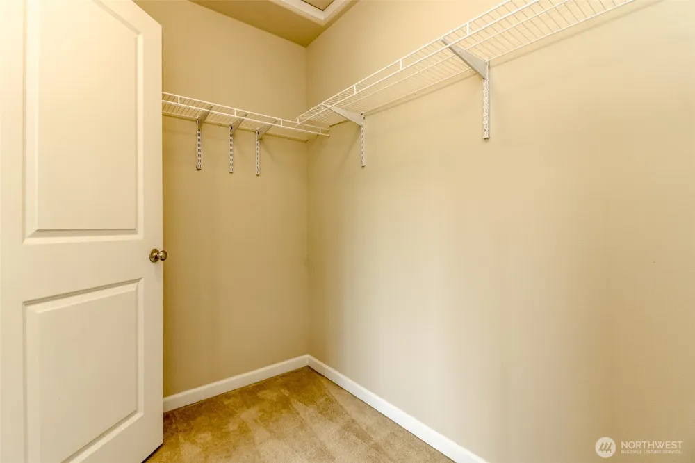 2972 NE Marquette Way Issaquah, WA 98029