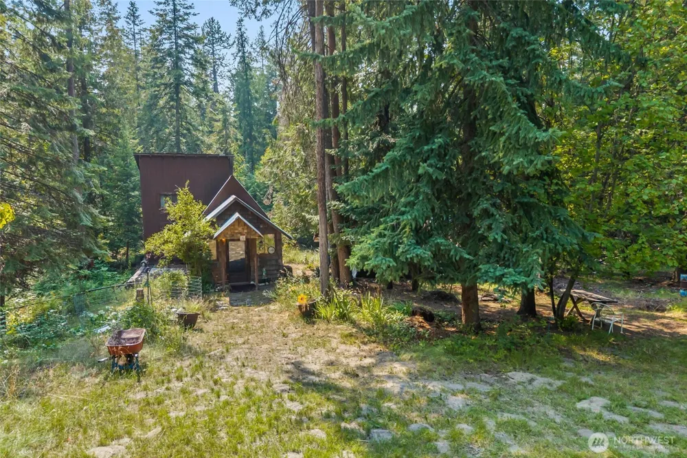 2423 Quinns Meadow Road #L Colville, WA 99114