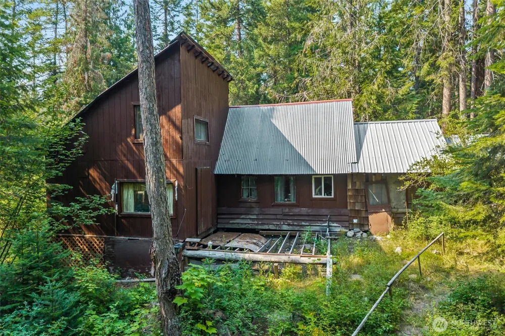2423 Quinns Meadow Road #L Colville, WA 99114