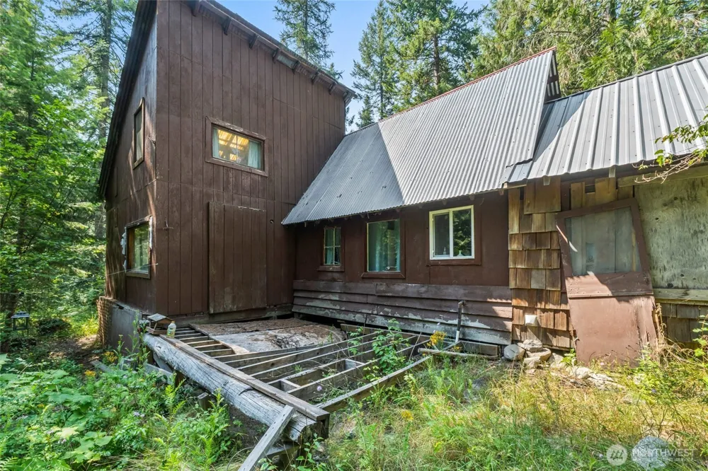 2423 Quinns Meadow Road #L Colville, WA 99114
