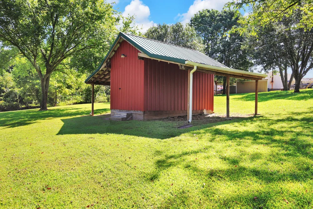 2073 McMahan Hollow Rd Pleasant View, TN 37146