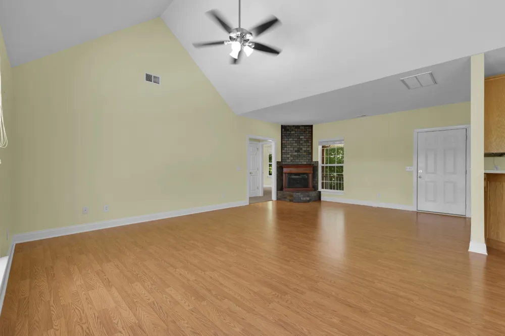 2073 McMahan Hollow Rd Pleasant View, TN 37146