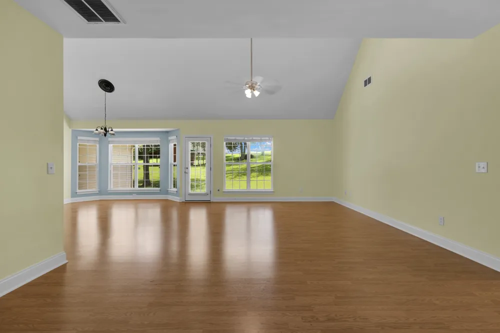2073 McMahan Hollow Rd Pleasant View, TN 37146