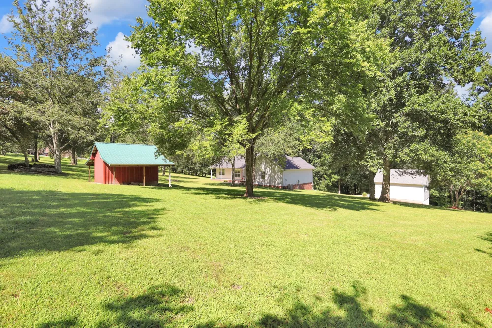 2073 McMahan Hollow Rd Pleasant View, TN 37146