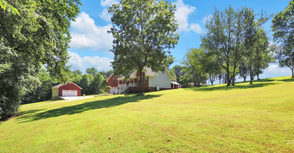 2073 McMahan Hollow Rd Pleasant View, TN 37146
