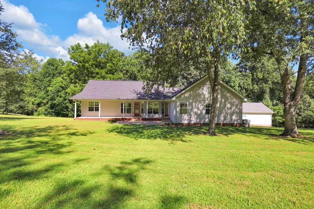 2073 McMahan Hollow Rd Pleasant View, TN 37146