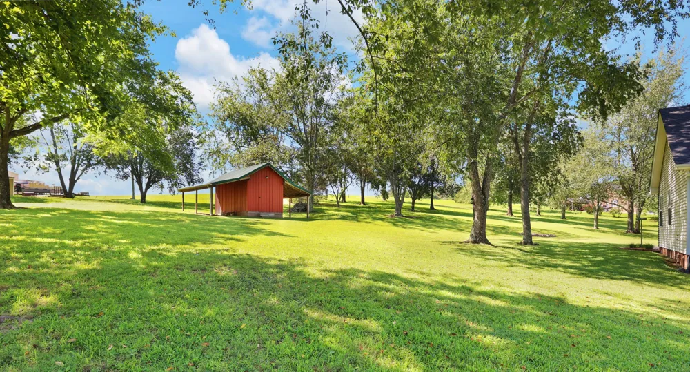 2073 McMahan Hollow Rd Pleasant View, TN 37146