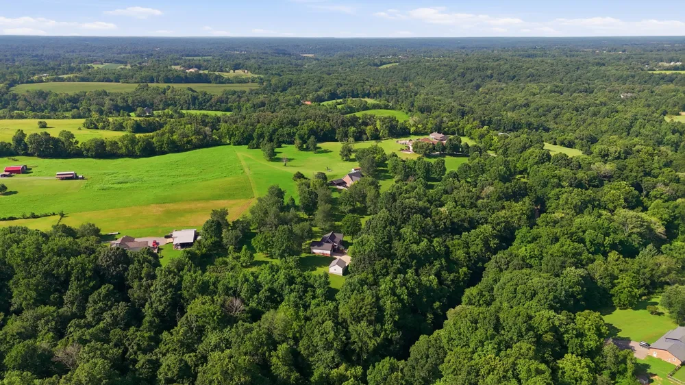 2073 McMahan Hollow Rd Pleasant View, TN 37146