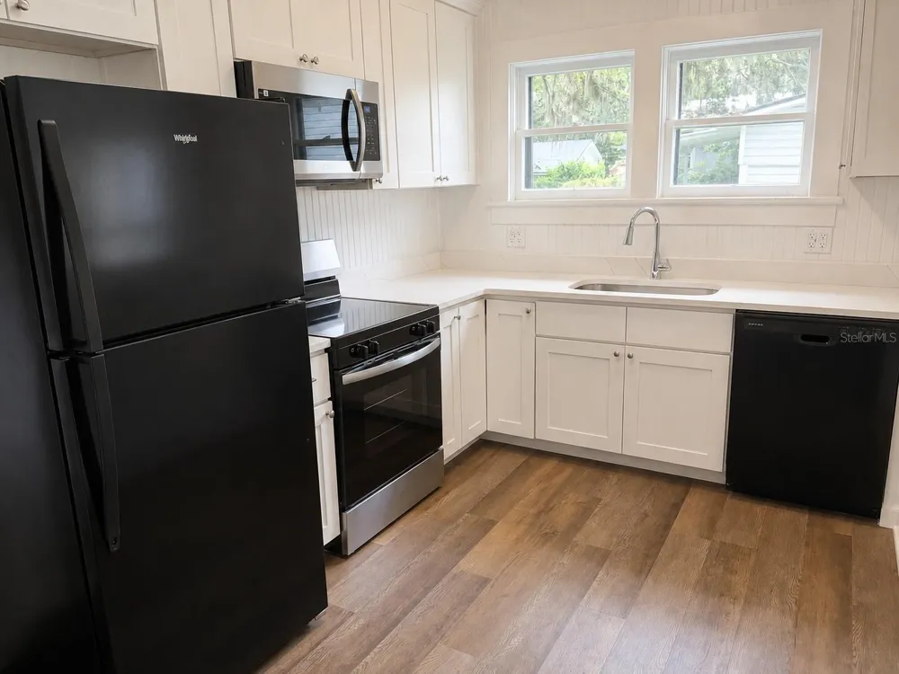 712 MCKENZIE STREET Leesburg, FL 34748