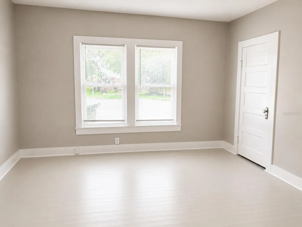 712 MCKENZIE STREET Leesburg, FL 34748