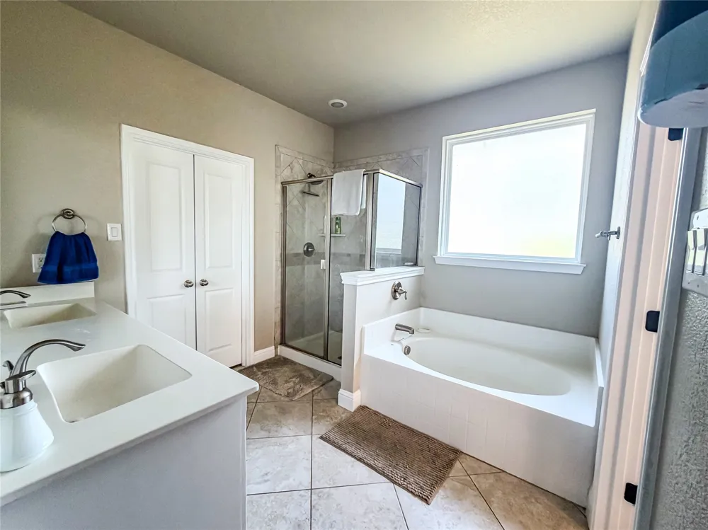 402 Trinity Street Decatur, TX 76234
