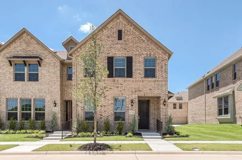 4720 Piedras Lanzar Drive