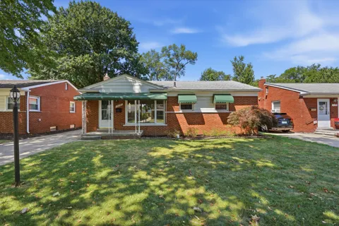 13151 Sioux Avenue
