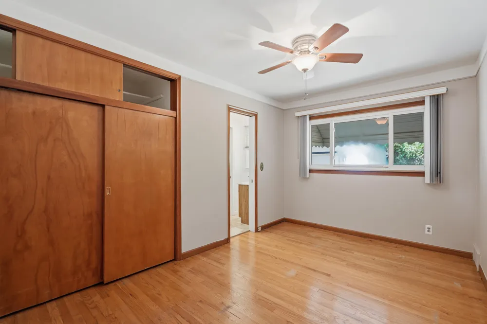 13151 Sioux Avenue Redford, MI 48239