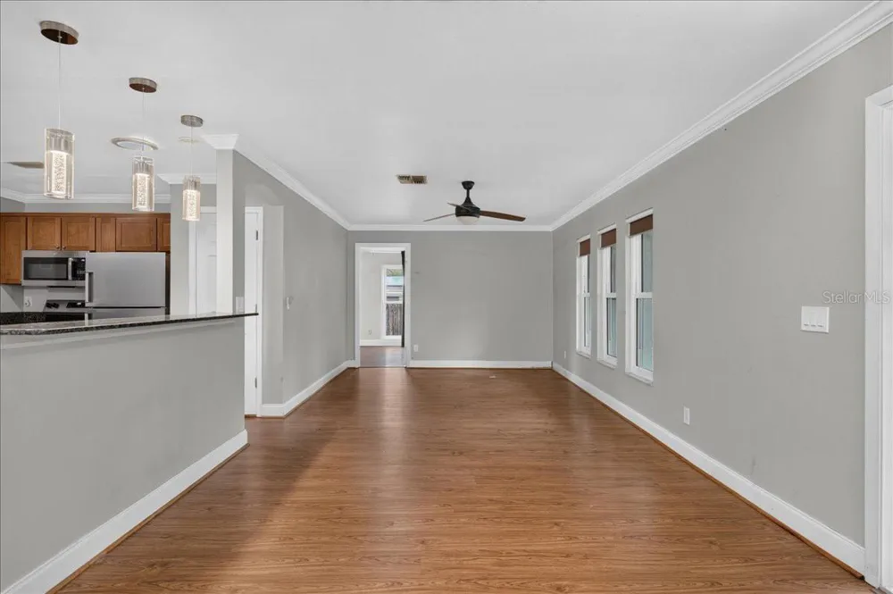 1221 E LIME STREET Tarpon Springs, FL 34689