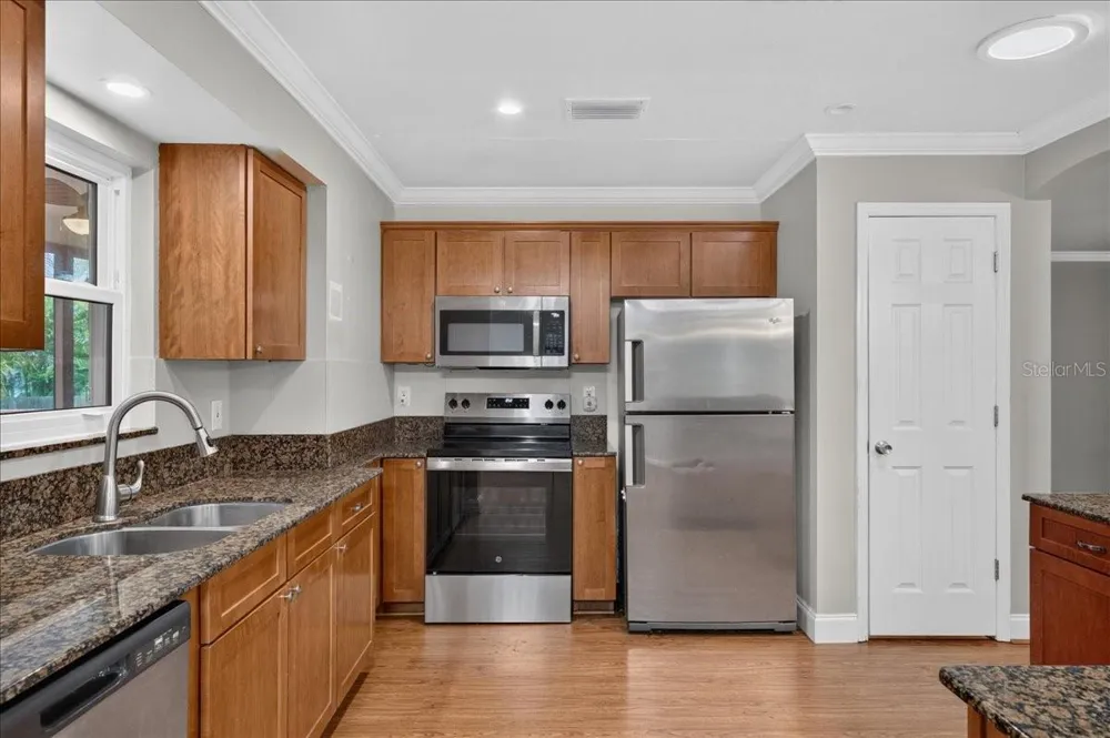 1221 E LIME STREET Tarpon Springs, FL 34689