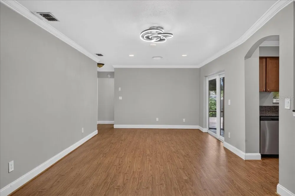 1221 E LIME STREET Tarpon Springs, FL 34689