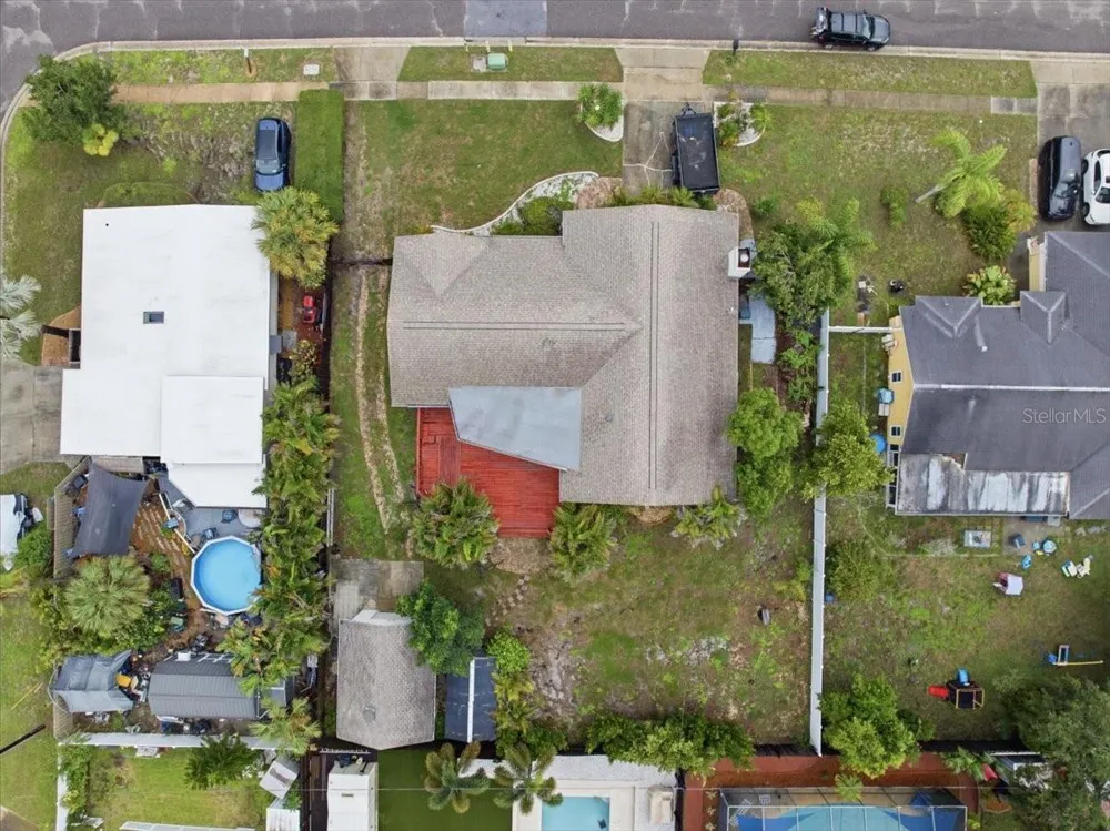 1221 E LIME STREET Tarpon Springs, FL 34689