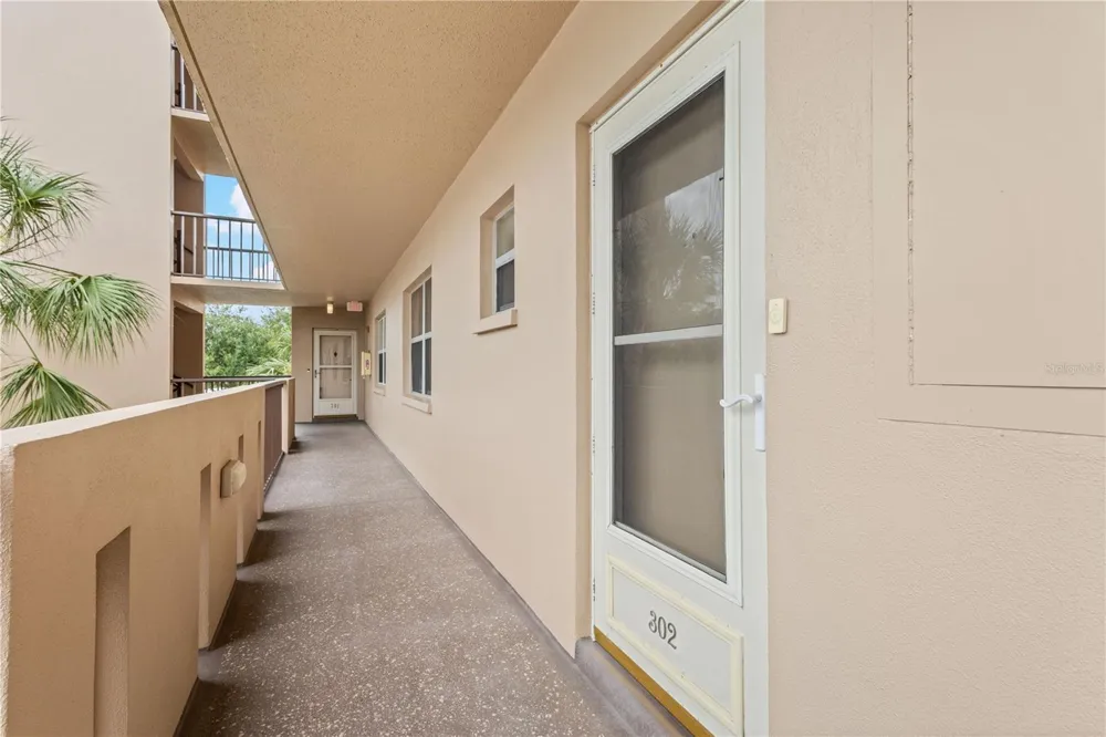 3620 IRONWOOD CIRCLE #302O Bradenton, FL 34209
