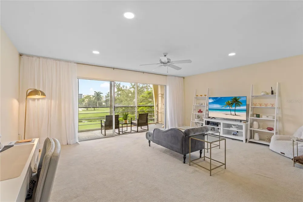 3620 IRONWOOD CIRCLE #302O Bradenton, FL 34209