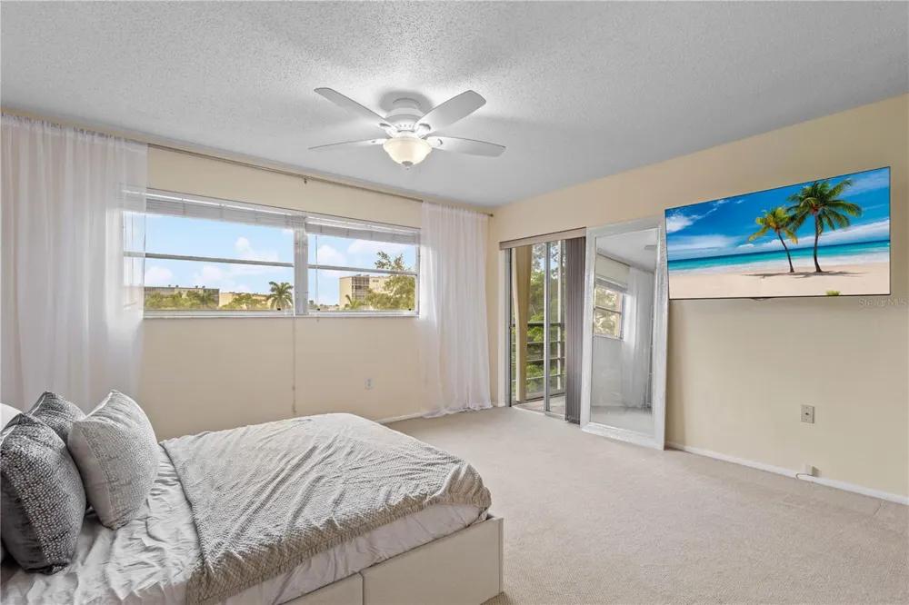 3620 IRONWOOD CIRCLE #302O Bradenton, FL 34209