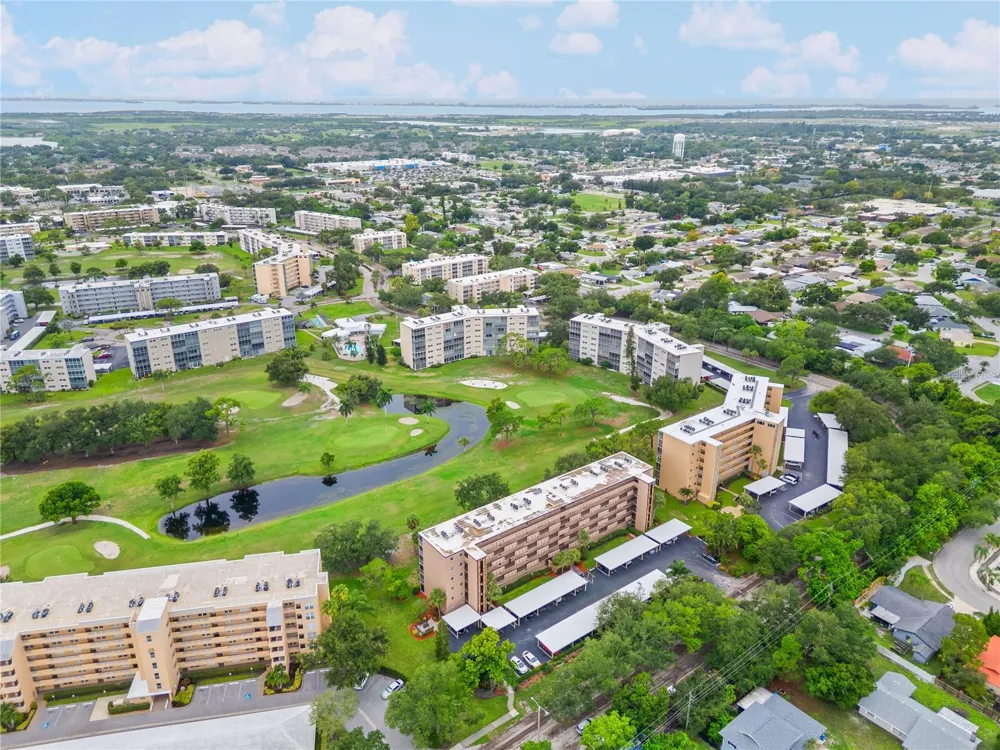 3620 IRONWOOD CIRCLE #302O Bradenton, FL 34209