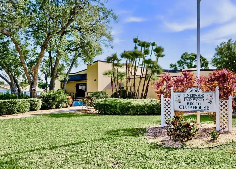 3620 IRONWOOD CIRCLE #302O Bradenton, FL 34209