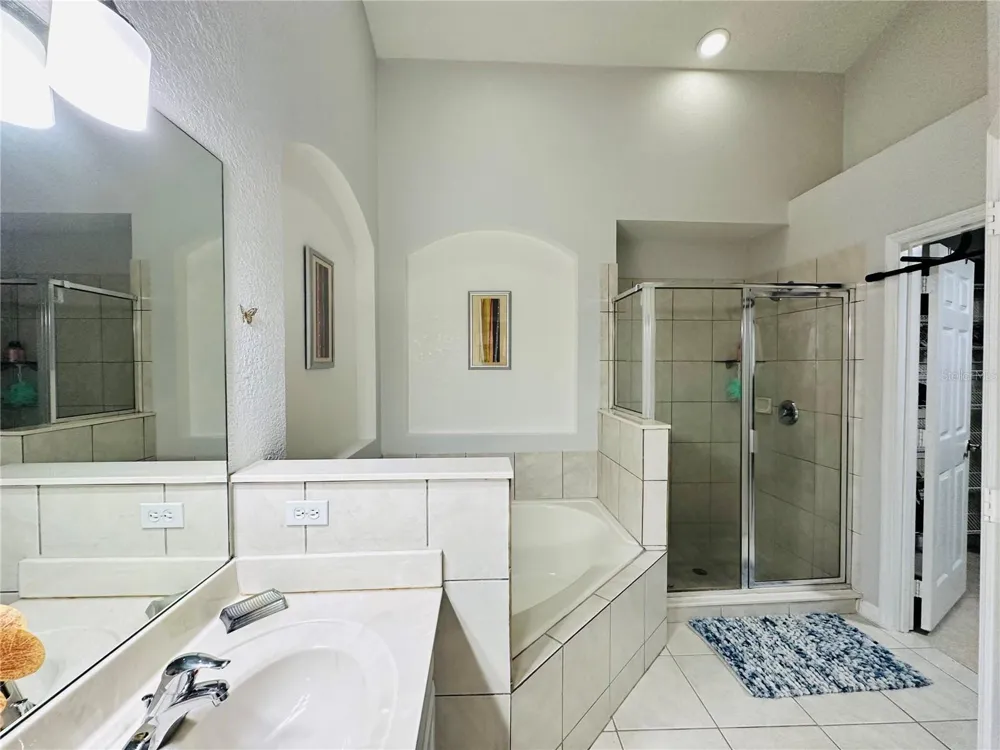 8885 PALISADES BEACH AVENUE Orlando, FL 32829