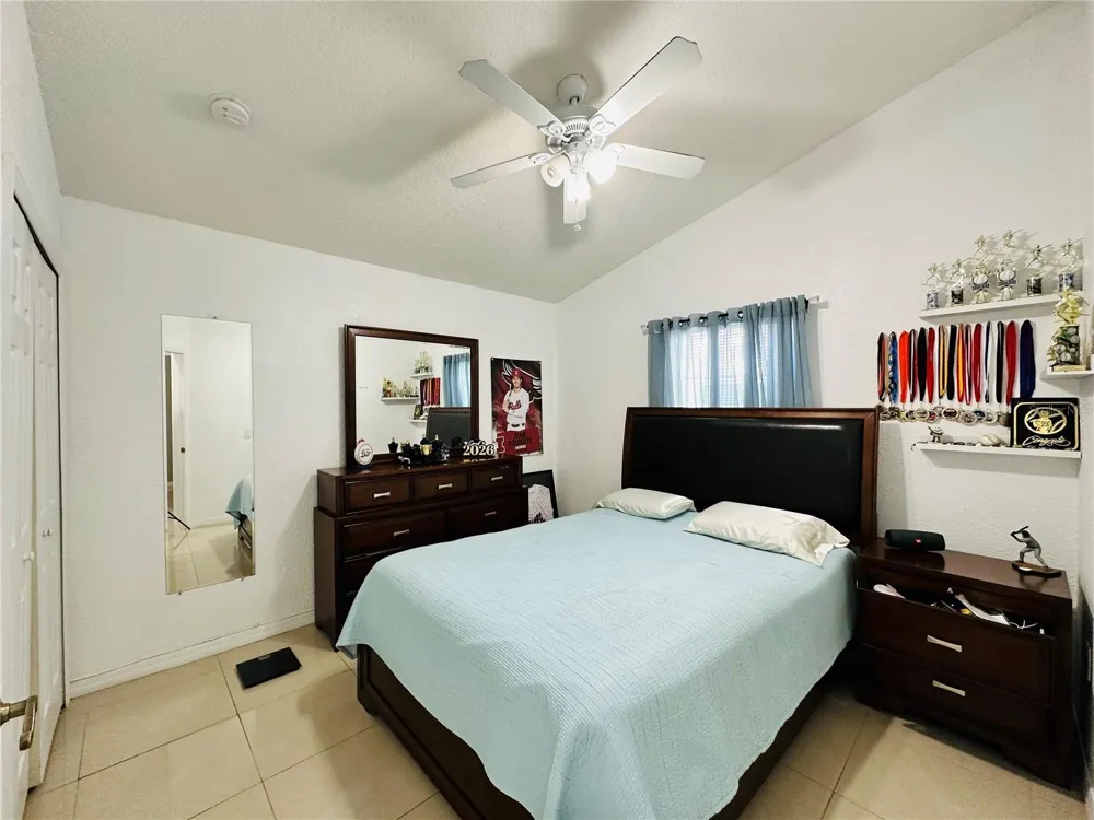 8885 PALISADES BEACH AVENUE Orlando, FL 32829
