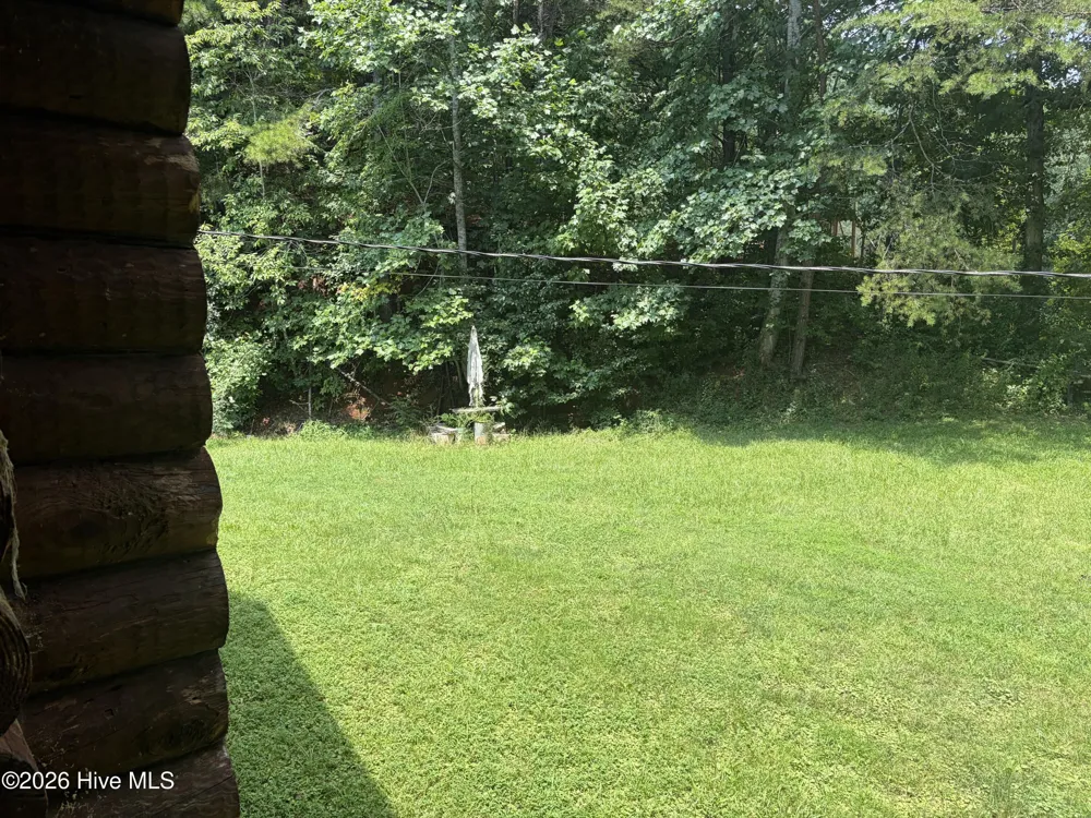 913 Franks Creek Road Robbinsville, NC 28771