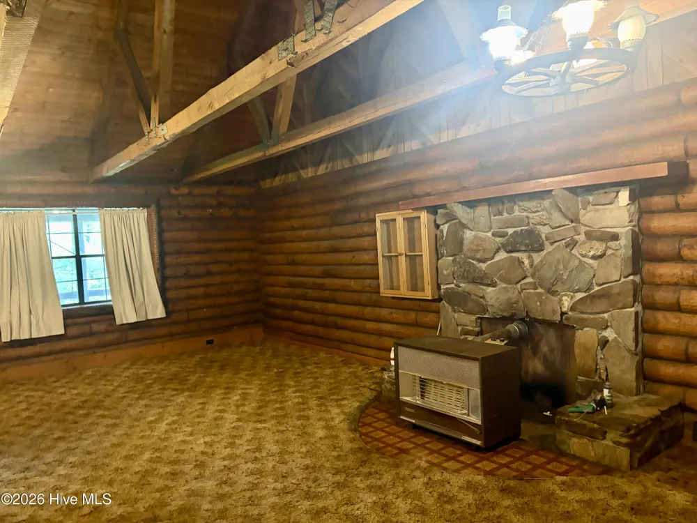 913 Franks Creek Road Robbinsville, NC 28771