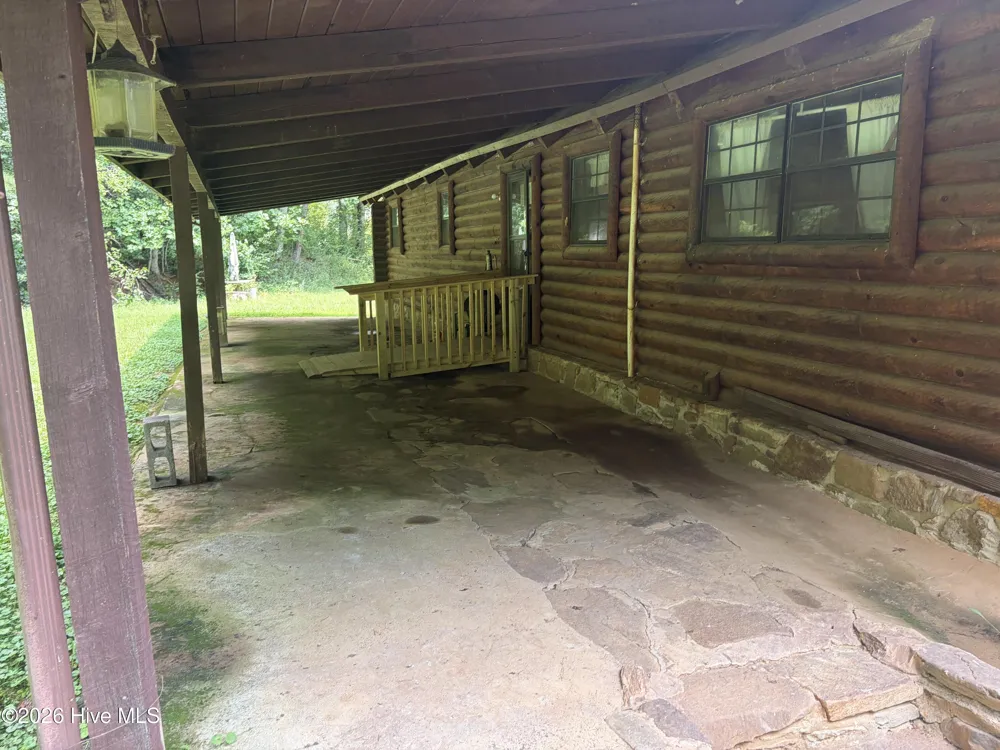 913 Franks Creek Road Robbinsville, NC 28771