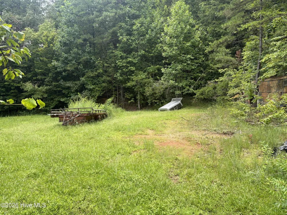 913 Franks Creek Road Robbinsville, NC 28771