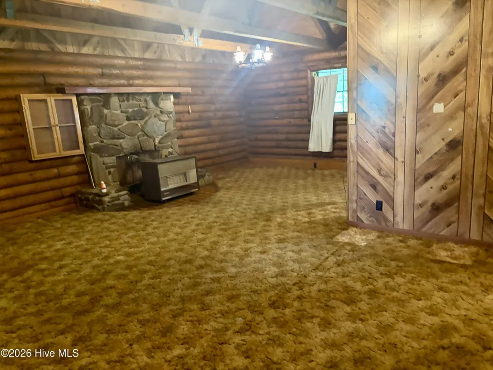 913 Franks Creek Road Robbinsville, NC 28771