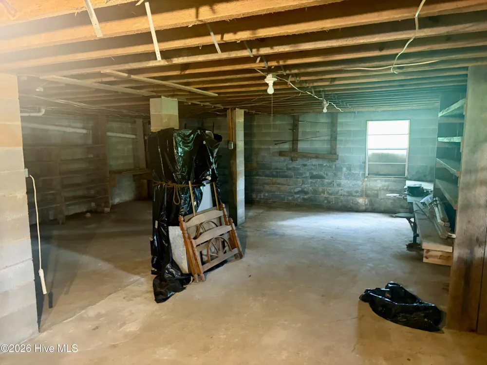 913 Franks Creek Road Robbinsville, NC 28771