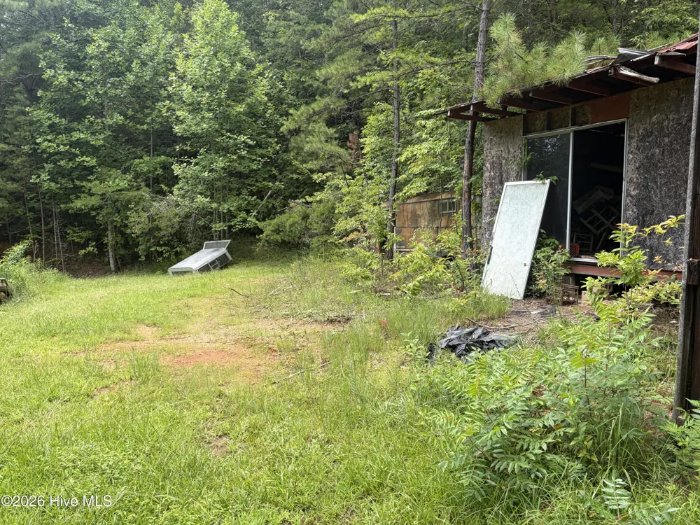 913 Franks Creek Road Robbinsville, NC 28771