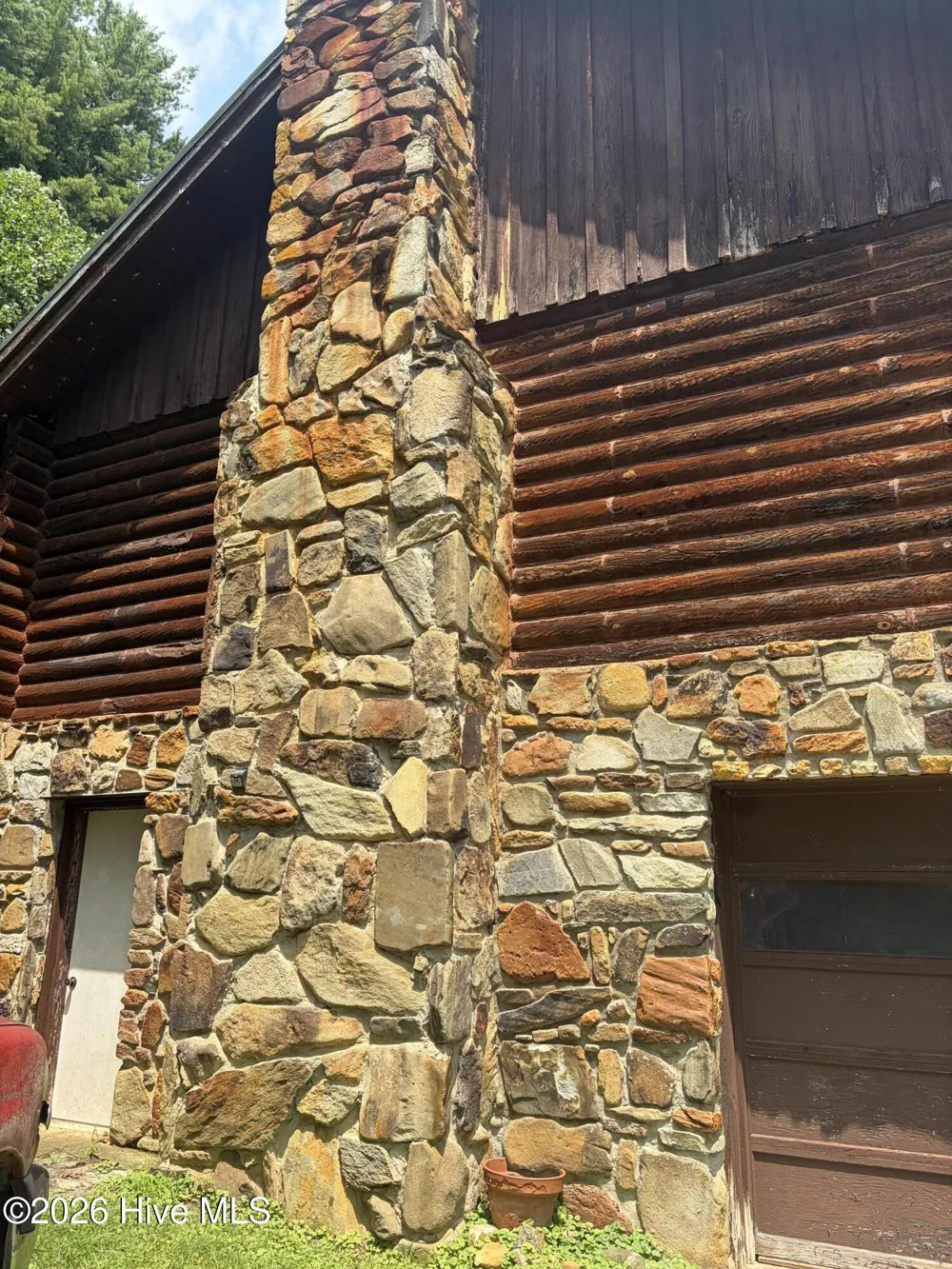 913 Franks Creek Road Robbinsville, NC 28771