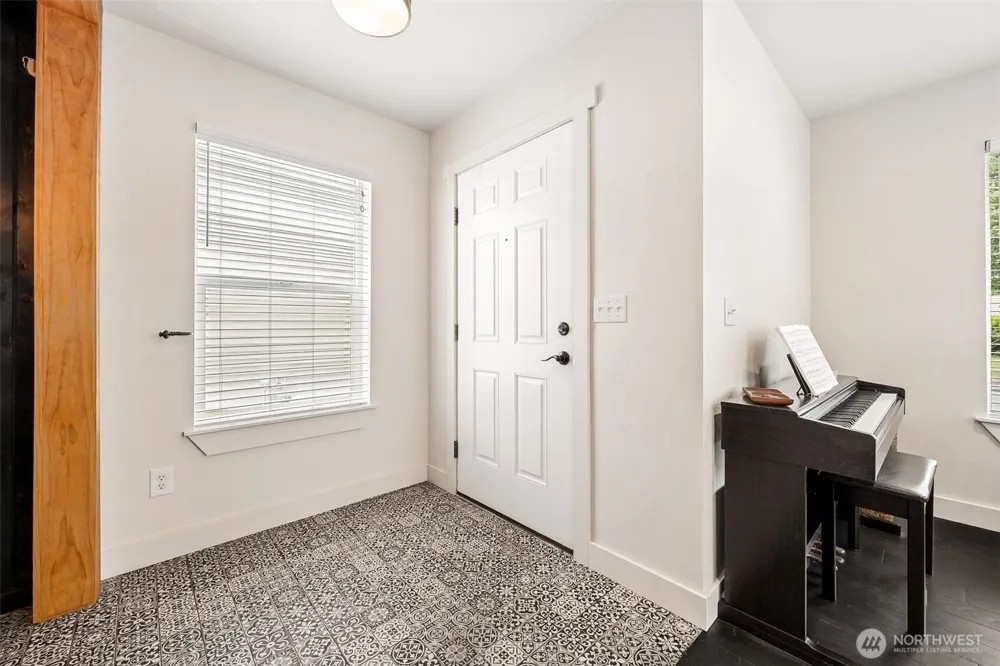1349 Hudson Street Dupont, WA 98327