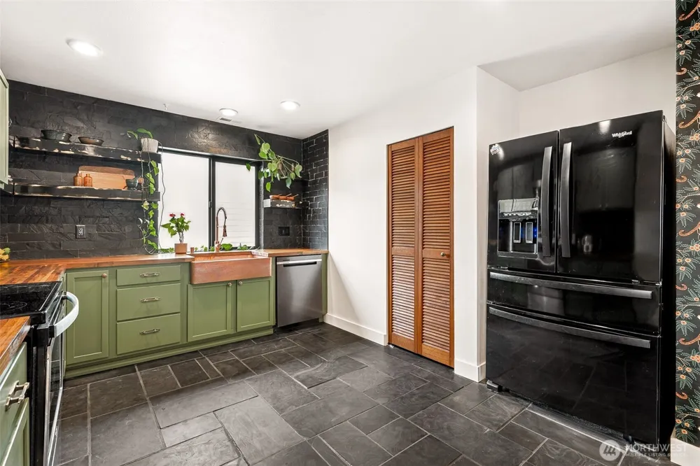 1349 Hudson Street Dupont, WA 98327