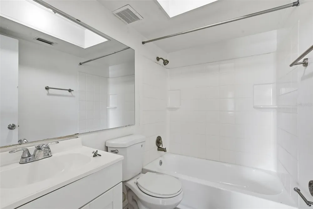 2151 S IVEY LANE Orlando, FL 32811