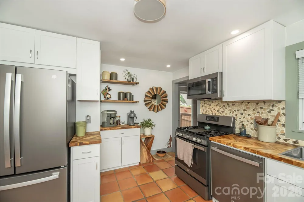 357 Country Club Road Brevard, NC 28712