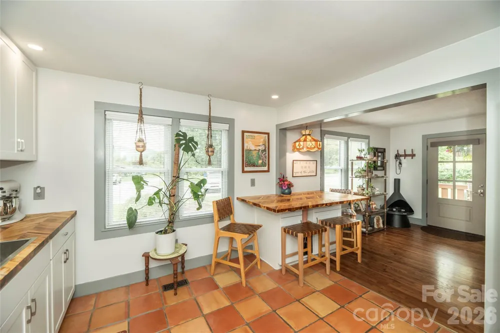 357 Country Club Road Brevard, NC 28712