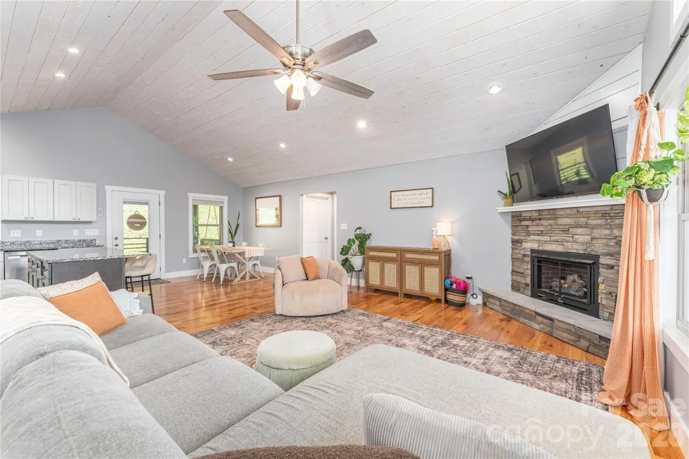 68 Clear View Drive Mars Hill, NC 28754